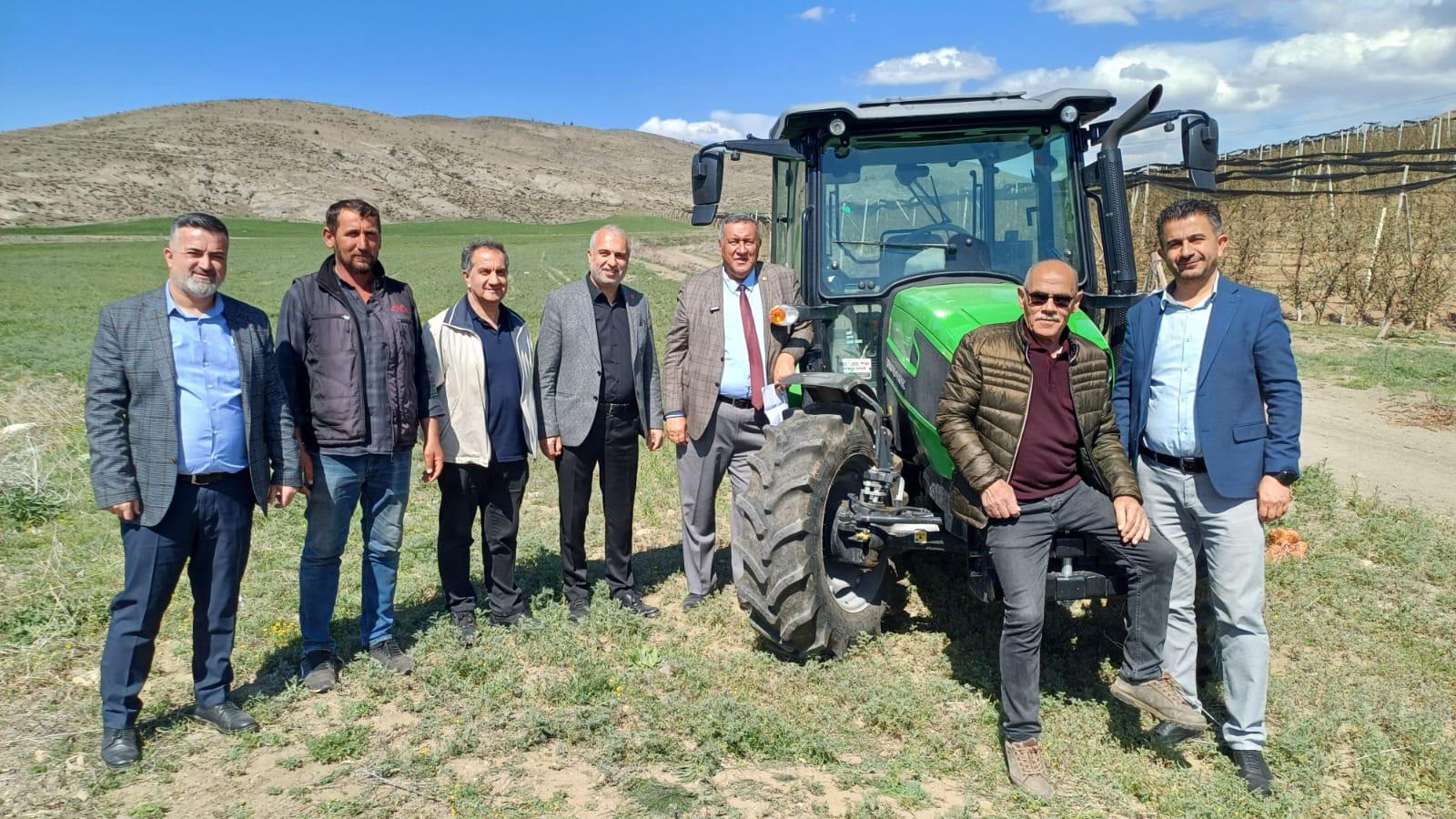 Tarımdaki tehlike: 'Çiftçi yıllardır  bildiğini ekiyor. Üretim planlaması yok'
