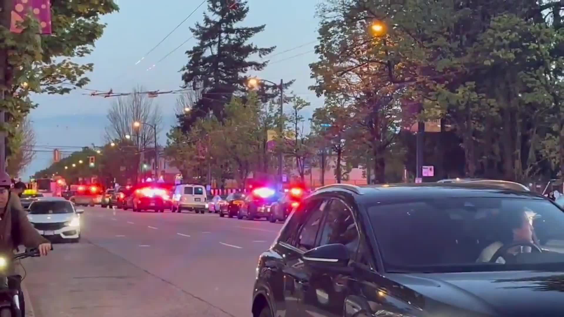 Kanada’nın Vancouver kentinde araç sokak festivaline daldı: Çok sayıda ölü ve yaralı var