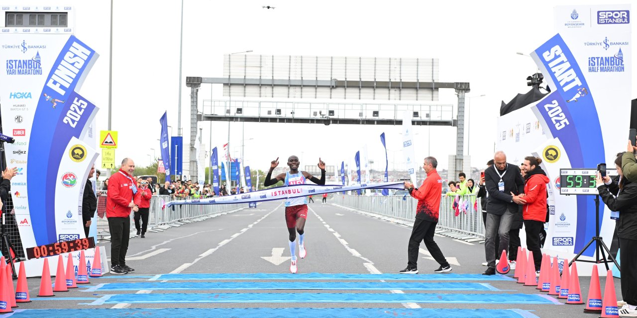 Kenyalılar İstanbul Yarı Maratonu'na damga vurdu: Rekor katılım, rekor dereceler