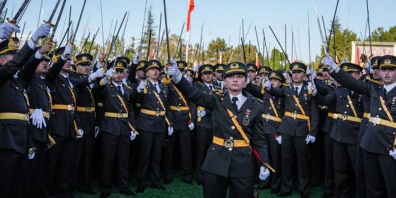 İhraç edilen teğmenler tazminatları nasıl ödedi