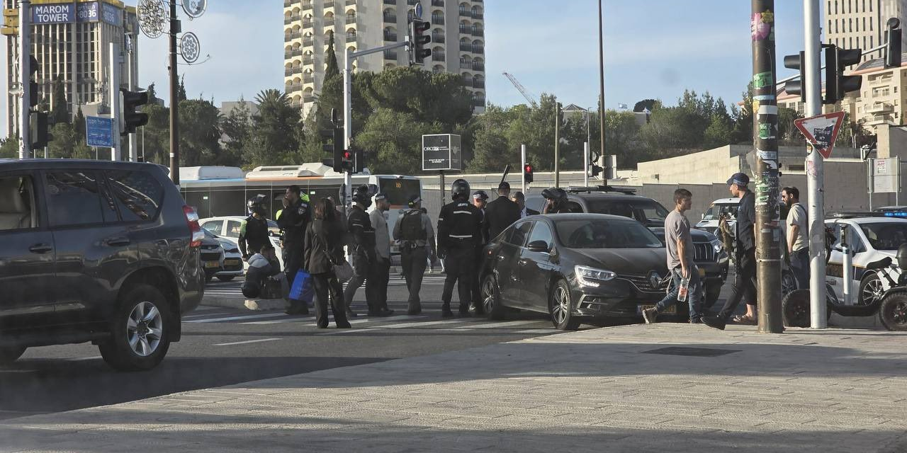 Netanyahu'nun konvoyu kaza yaptı!
