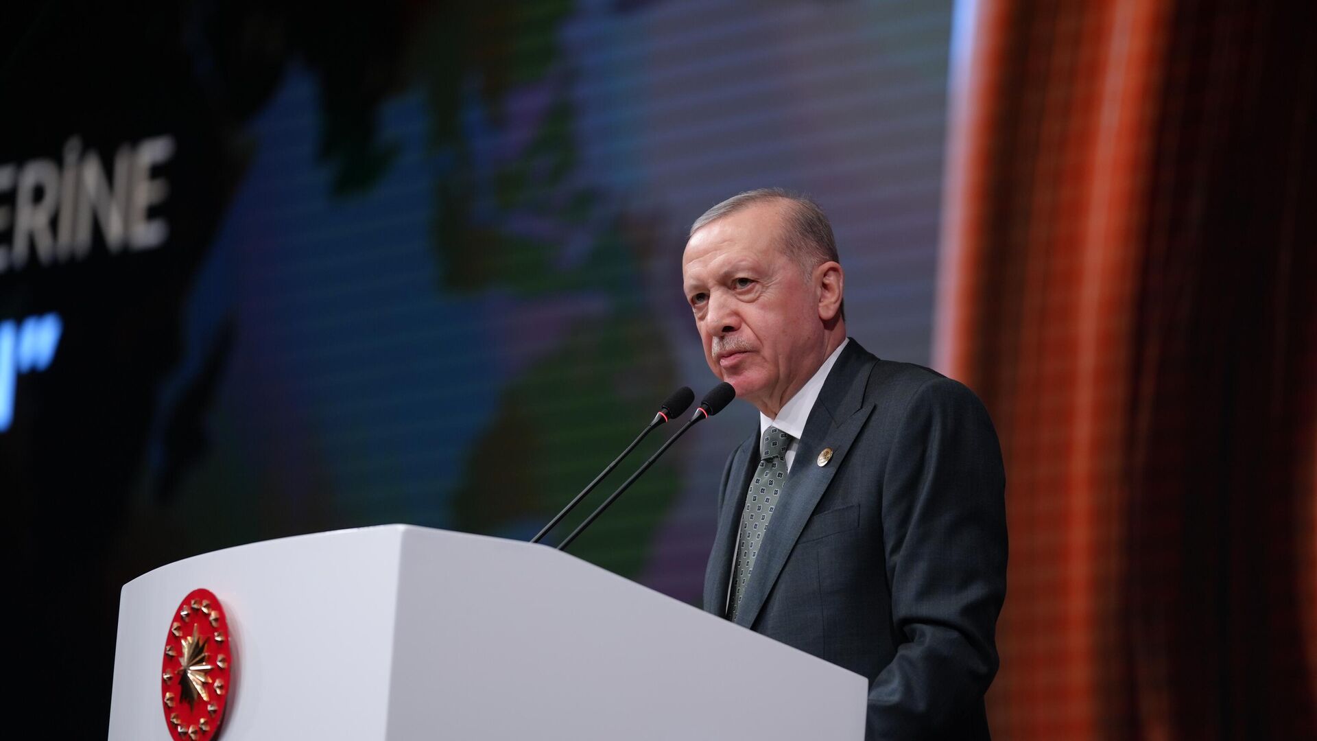 Erdoğan'dan İmamoğlu davası ve jammer tartışmasına yorum: Bizim kitabımızda siyah bant yok