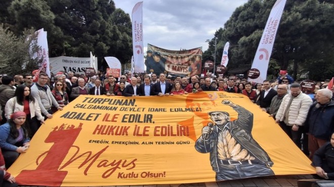 İzmir’de 1 Mayıs coşkusu: Gündoğdu Meydanı’na yürüyüş başladı