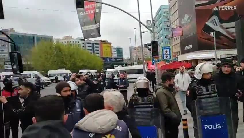 ESP: Eş Genel Başkanımız Çepni ile SKM MYK üyemiz Topal gözaltına alındı