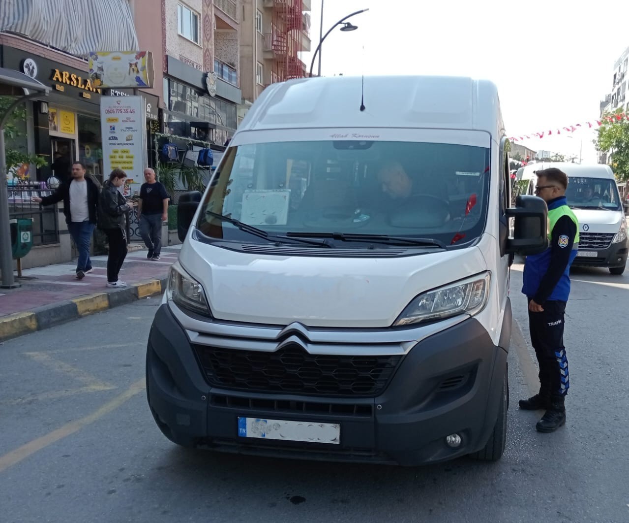 Manisa'da servis araçlarına sıkı denetim: Korsana geçit yok