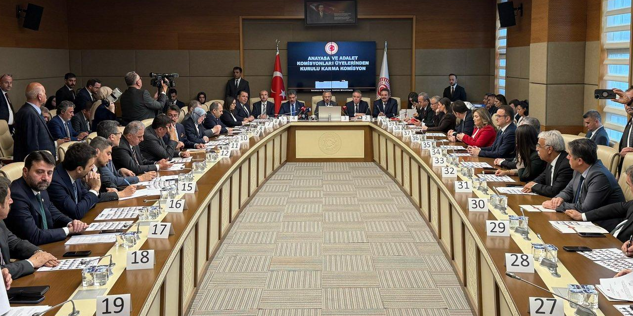 TBMM Anayasa ve Adalet Komisyonu'nda gerginlik: CHP, HSK seçimlerinden çekildi