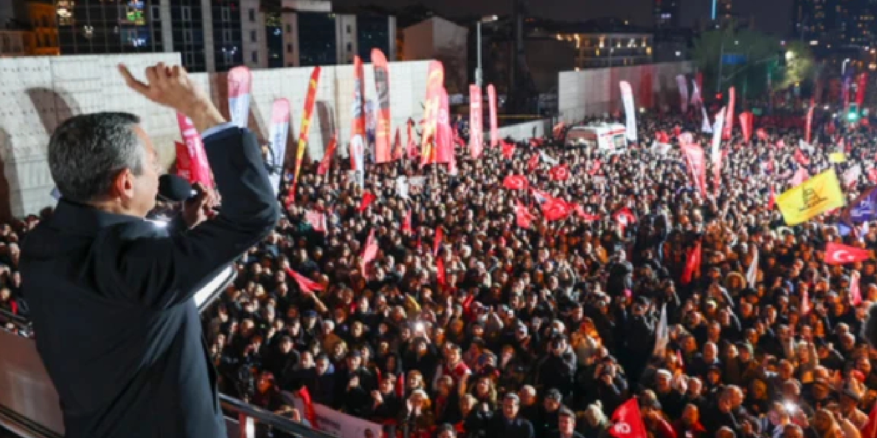 CHP'nin Beyazıt mitingi öncesi 'bomba ihbarı' iddiası! Özgür Çelik'ten açıklama geldi