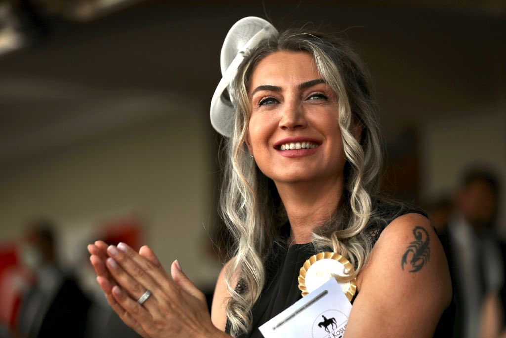Dilek İmamoğlu'ndan erişim engeline tepki: “Susturulmak istenen sadece Ekrem İmamoğlu değil”