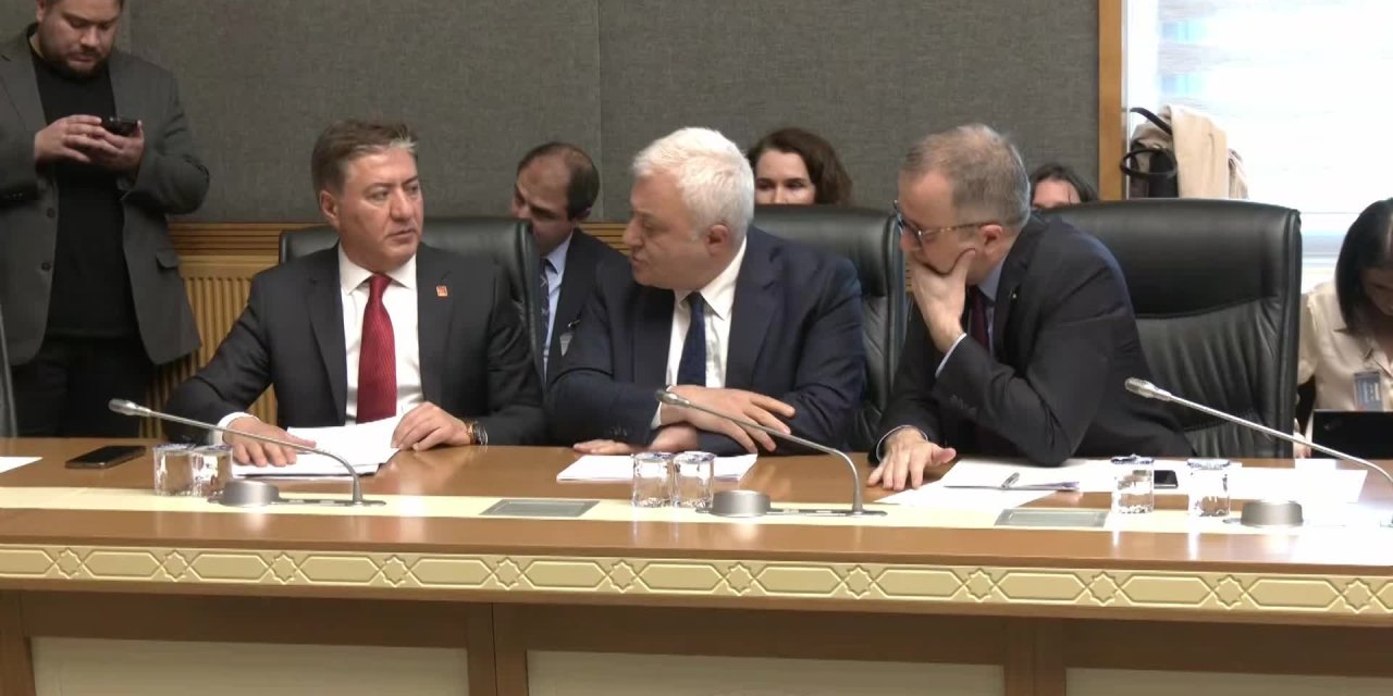 TBMM Dijital Mecralar Komisyonunda içtüzük tartışması