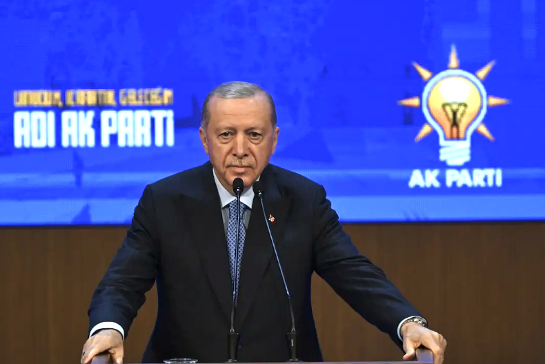 'Erdoğan gidici diyen bazı isimler CHP'yle temasta, Erdoğan her şeyin farkında'