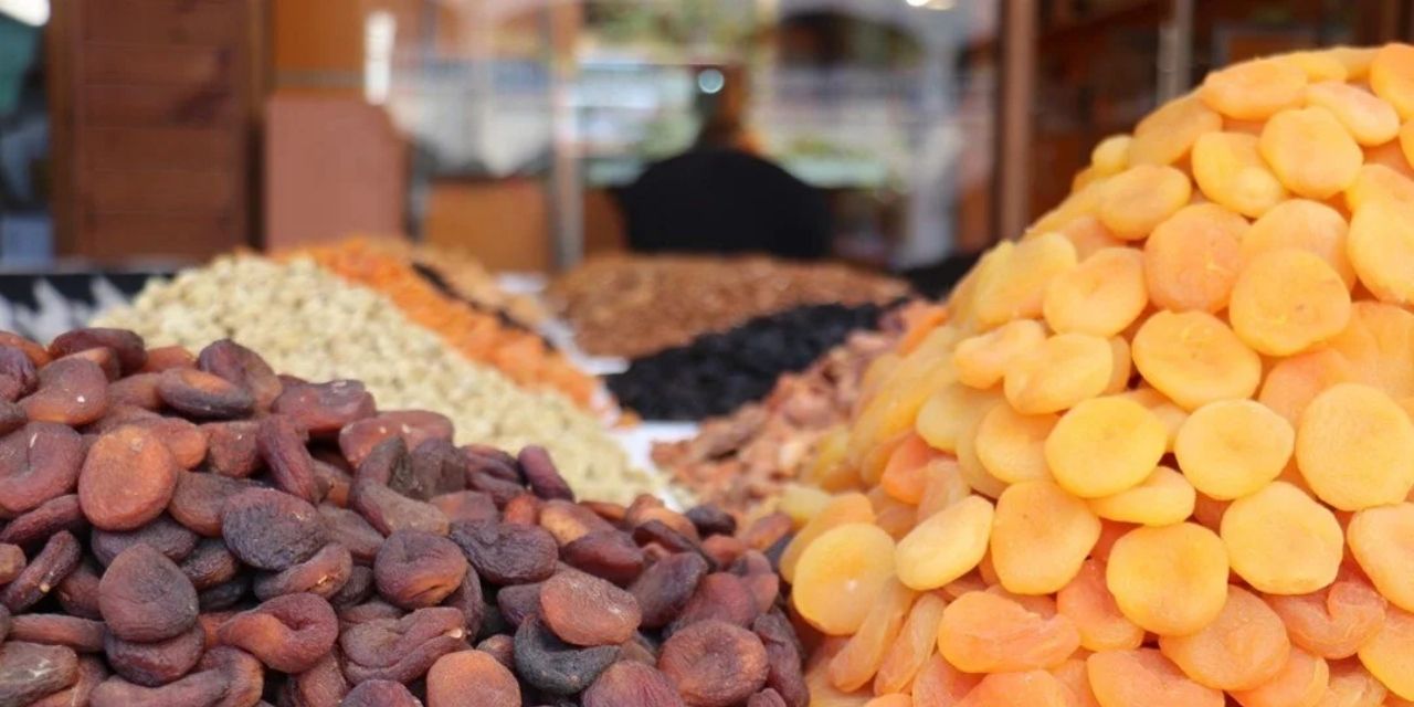 Fırsatçılar iş başında: Zirai don sonrası fiyatı bin lirayı aştı!