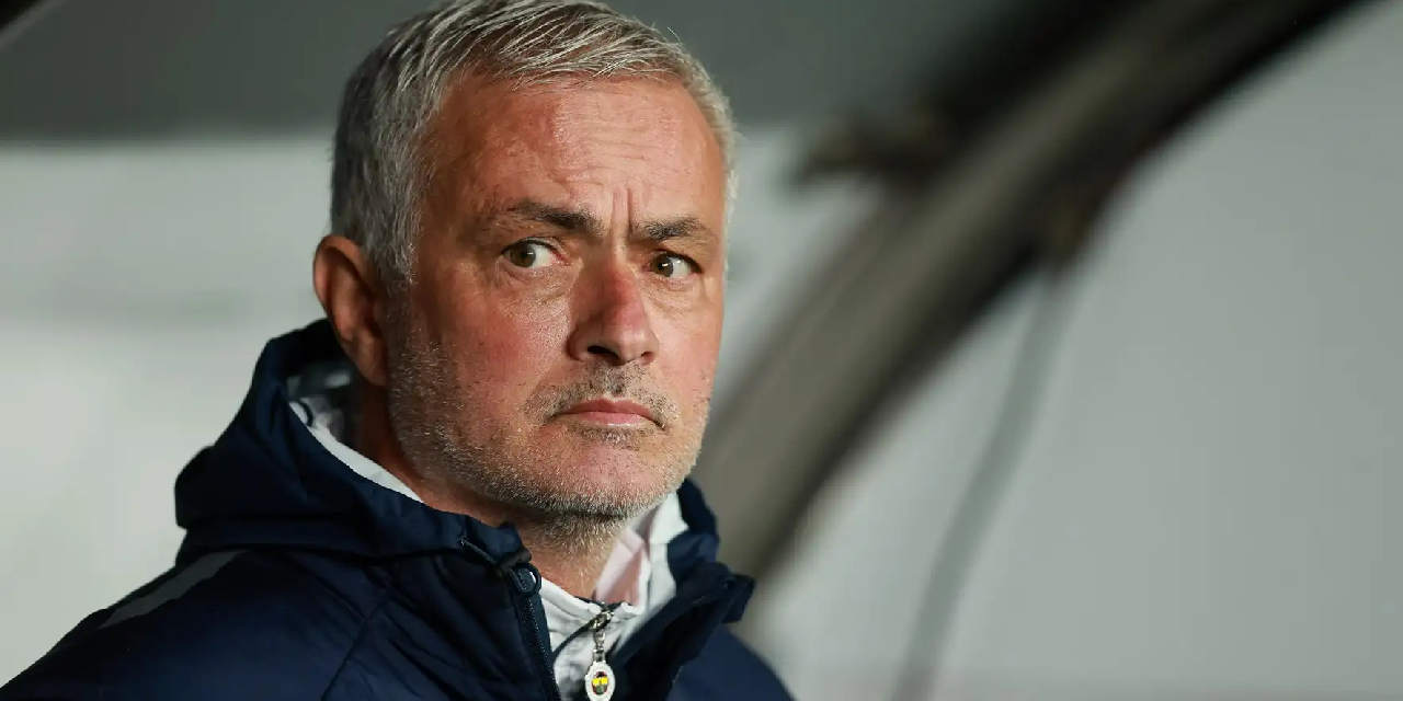 Mourinho "Kalacak mısınız?" sorusuna yanıt verdi