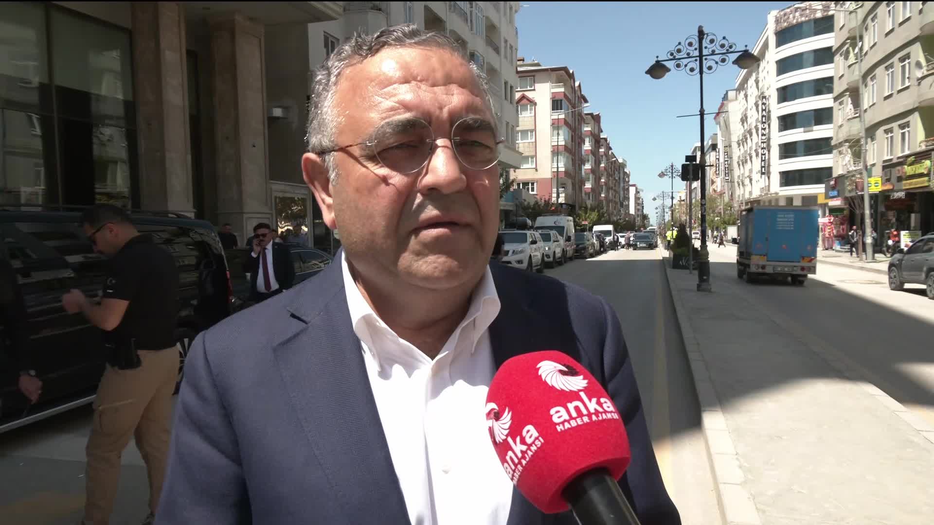 CHP'li Tanrıkulu: "Demokrasi inşa edilecekse kayyum rejimine son verilmesi lazım"
