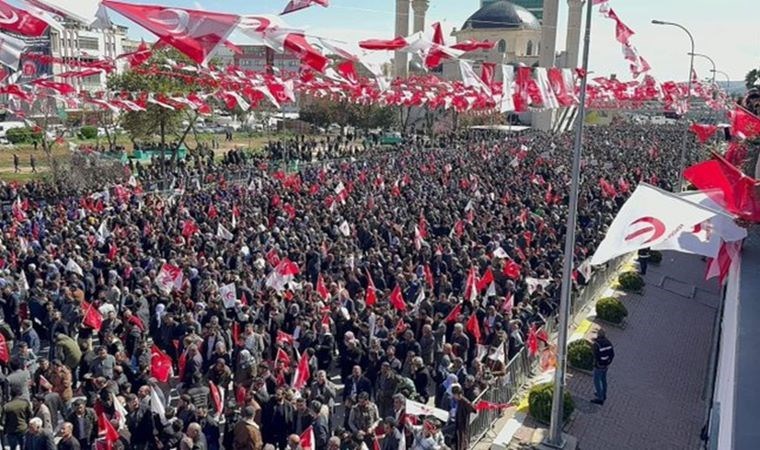 Yeniden Refah'tan kitlesel miting: 'Urfa'da milli görüş belediyeciliğiyle buluşacağız'