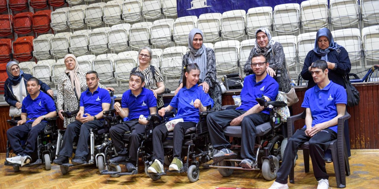 Sadece tribünde değil, sahada da yanlarındalar: Boccia'nın görünmez kahramanları