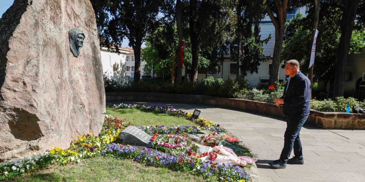 Cemil Tugay, Anneler Günü’nde Zübeyde Hanım’ı andı