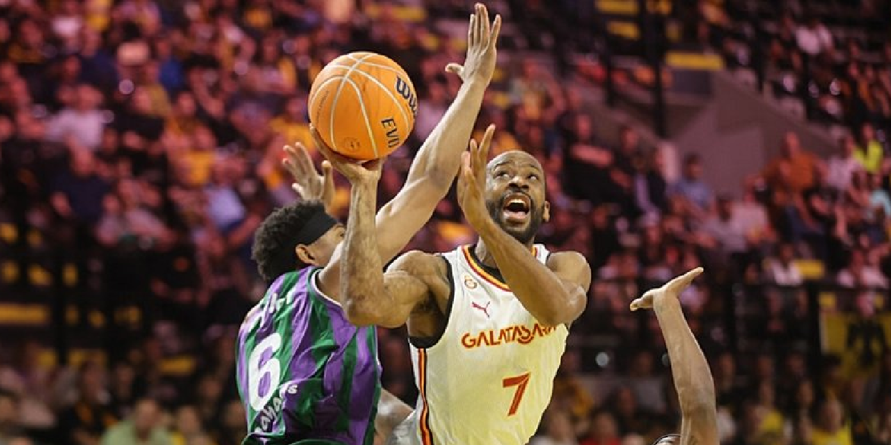 Galatasaray Şampiyonlar Ligi'nde ikinci oldu