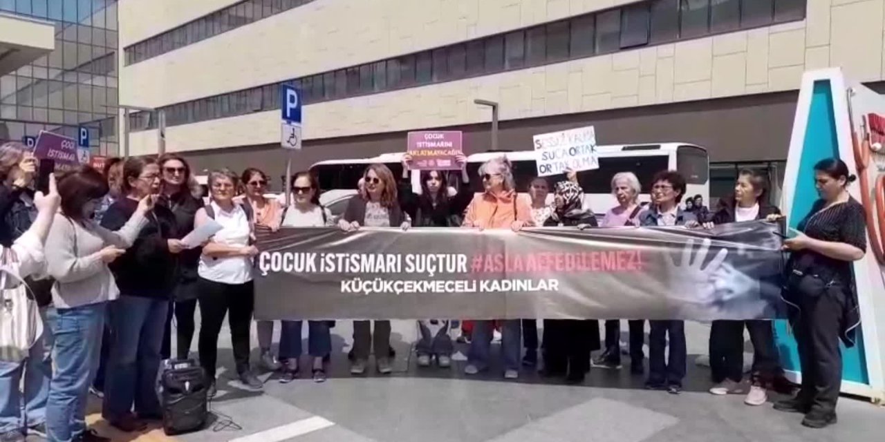 Kadınlardan Çam ve Sakura Şehir Hastanesi’nde "istismar" eylemi