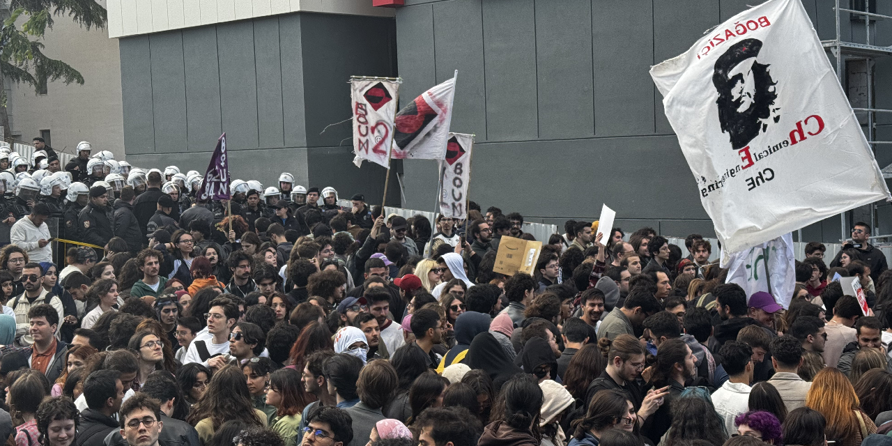 Boğaziçi'nde “Nurettin Yıldız” eylemine polis ablukası! 97 üniversiteli gözaltında!