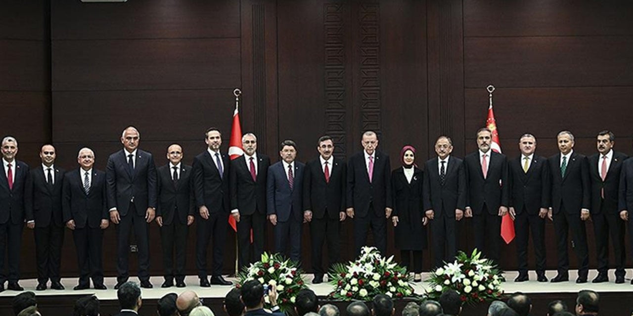 Erdoğan’ın yeni kabine planı: Koltuğu garanti olan 4 bakan kim