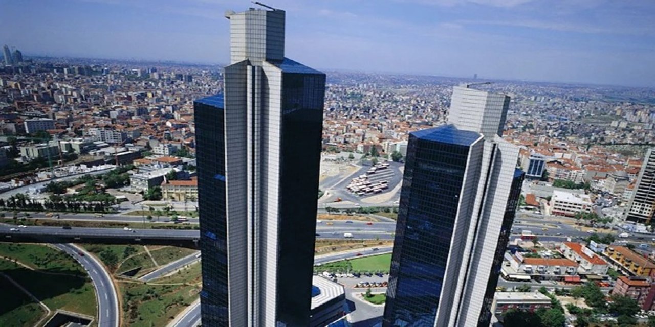 Sabancı’dan Gençliğe 19 Mayıs Mesajı: “O’nun Gösterdiği Hedefe Emin Adımlarla!”