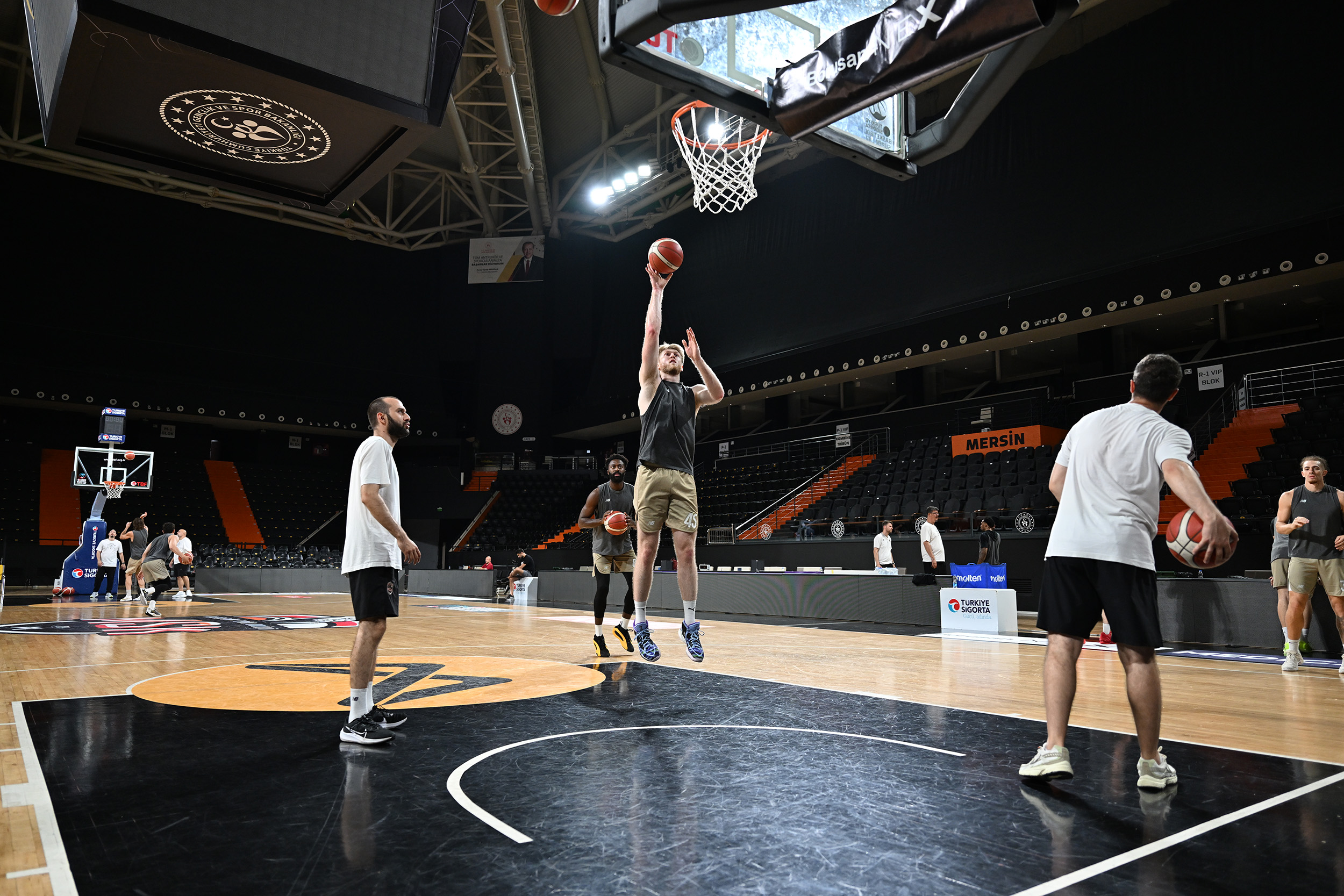 Carettalar galibiyet peşinde: Hedef play-off’u garantilemek