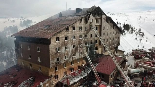 Kartalkaya'daki otel yangınında iddianame tamamlandı: Bolu İl Özel İdaresi'ne ceza istendi,  bakanlık dosyadan ayrıldı
