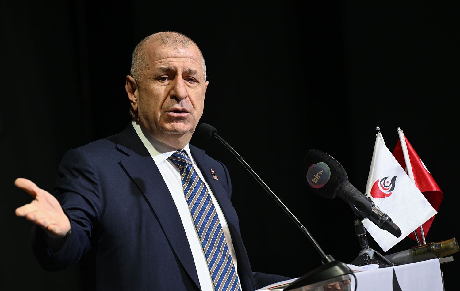Ümit Özdağ: DEM'in talebiyle Silivri’de tutuluyorum