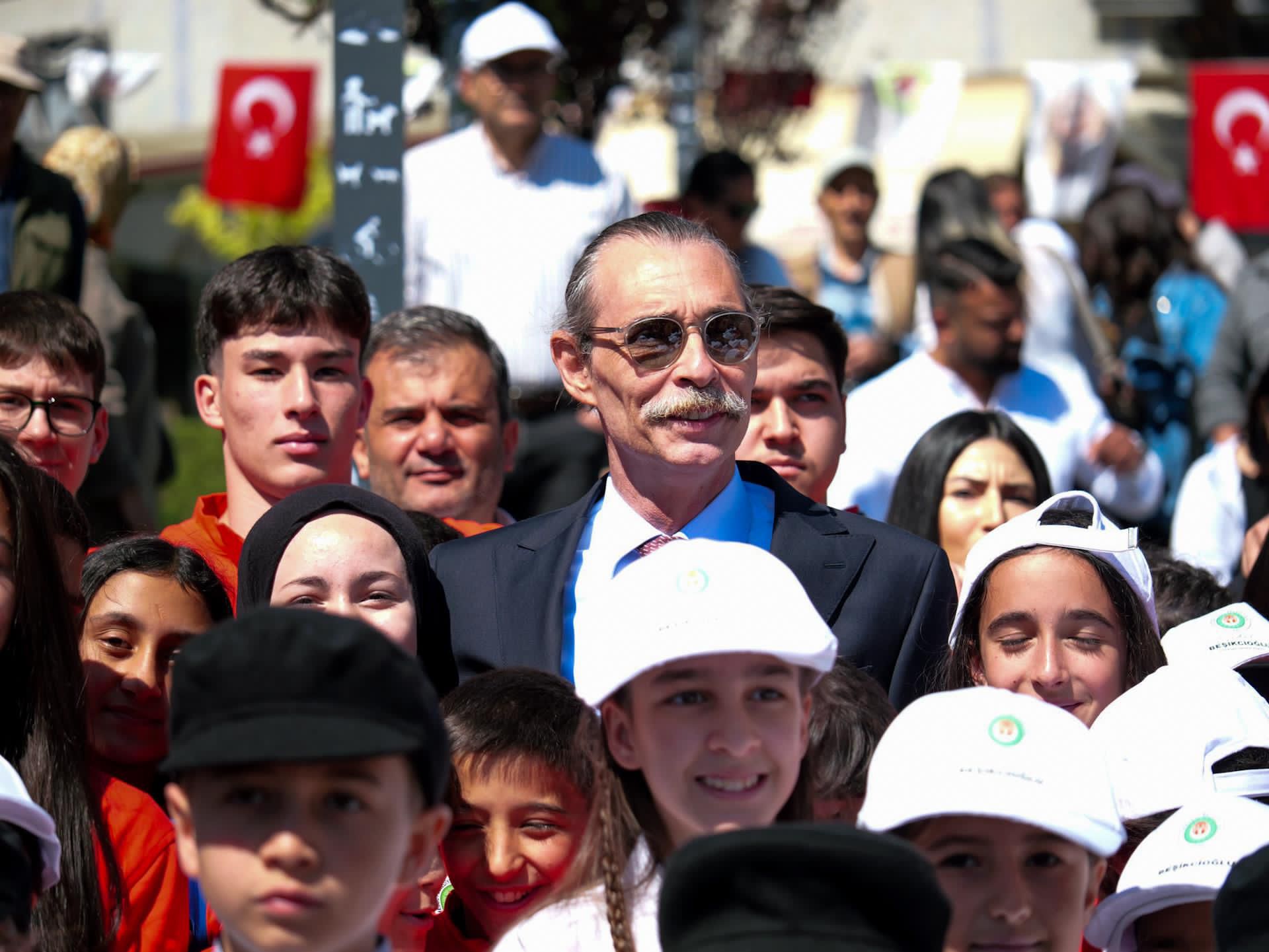Etimesgut’ta 19 Mayıs coşkusu ve direniş çağrısı