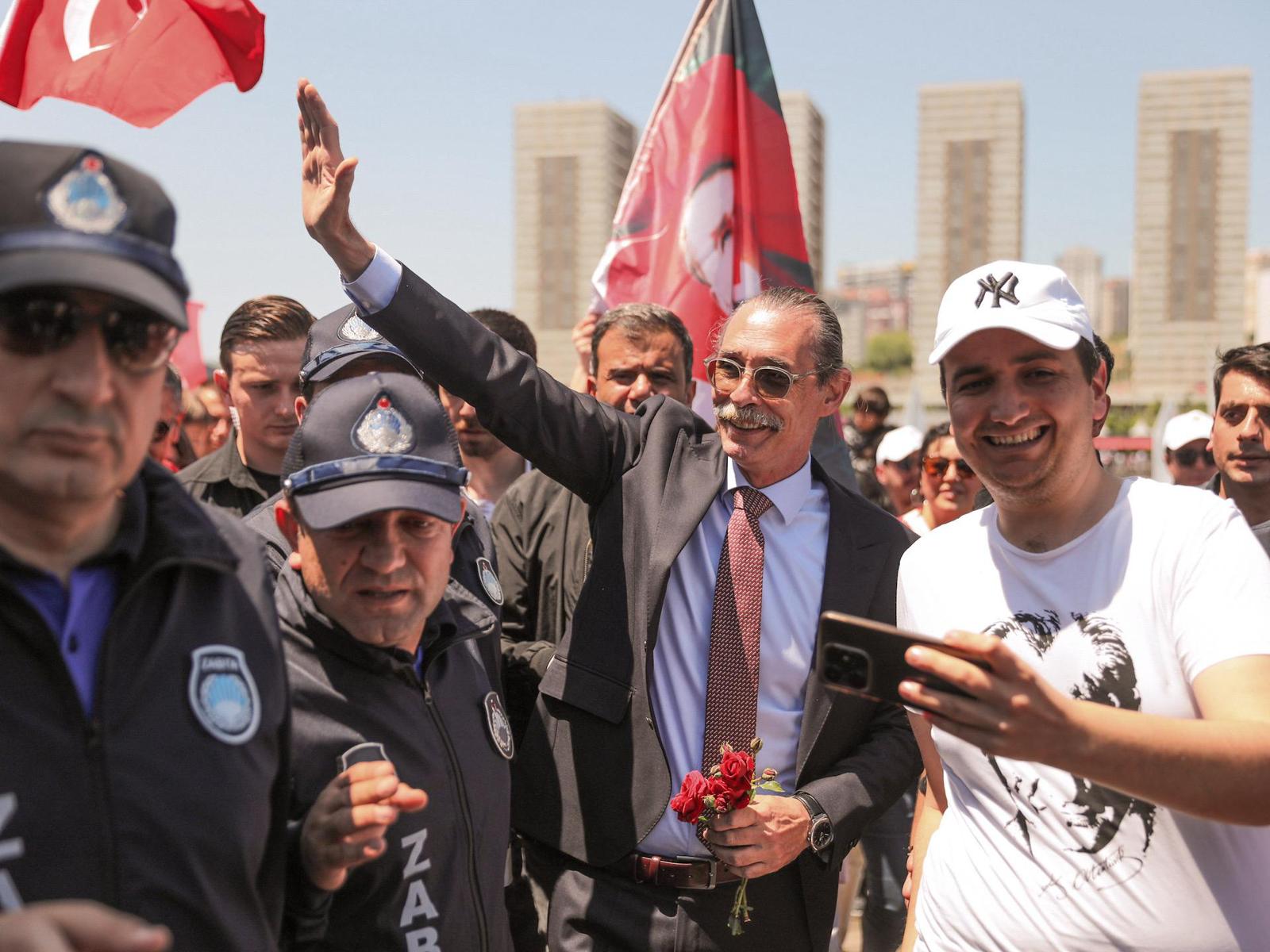 Göksu Parkı’nda 19 Mayıs coşkusu: Yelkenliler Cumhuriyet için açıldı