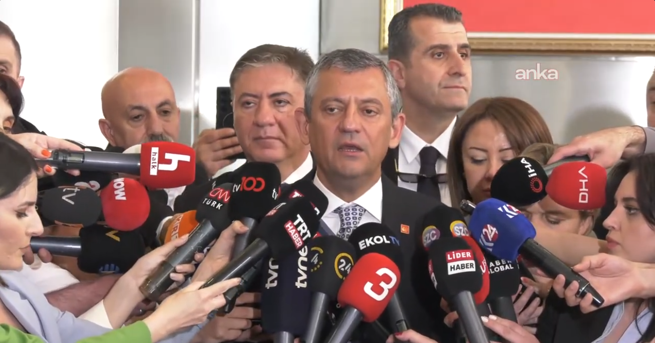 Özgür Özel: "Biz komisyon fikrinin sahibiyiz, savunucusuyuz."