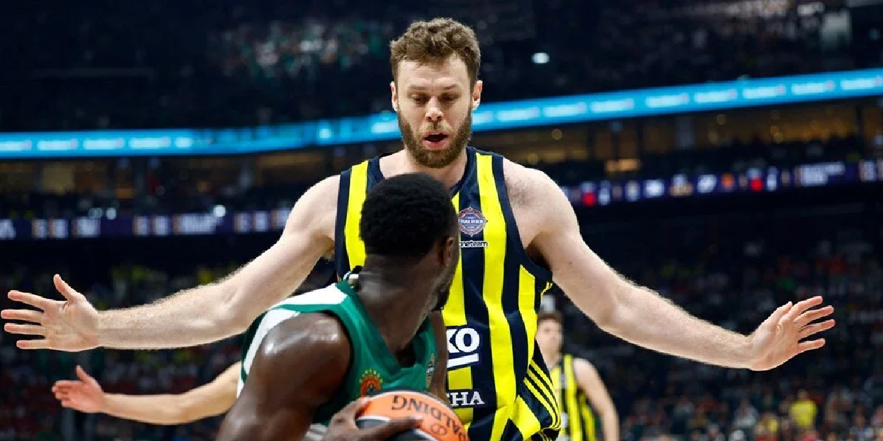 Fenerbahçe Beko son şampiyonu devirdi; EuroLeague'de finale yükseldi!