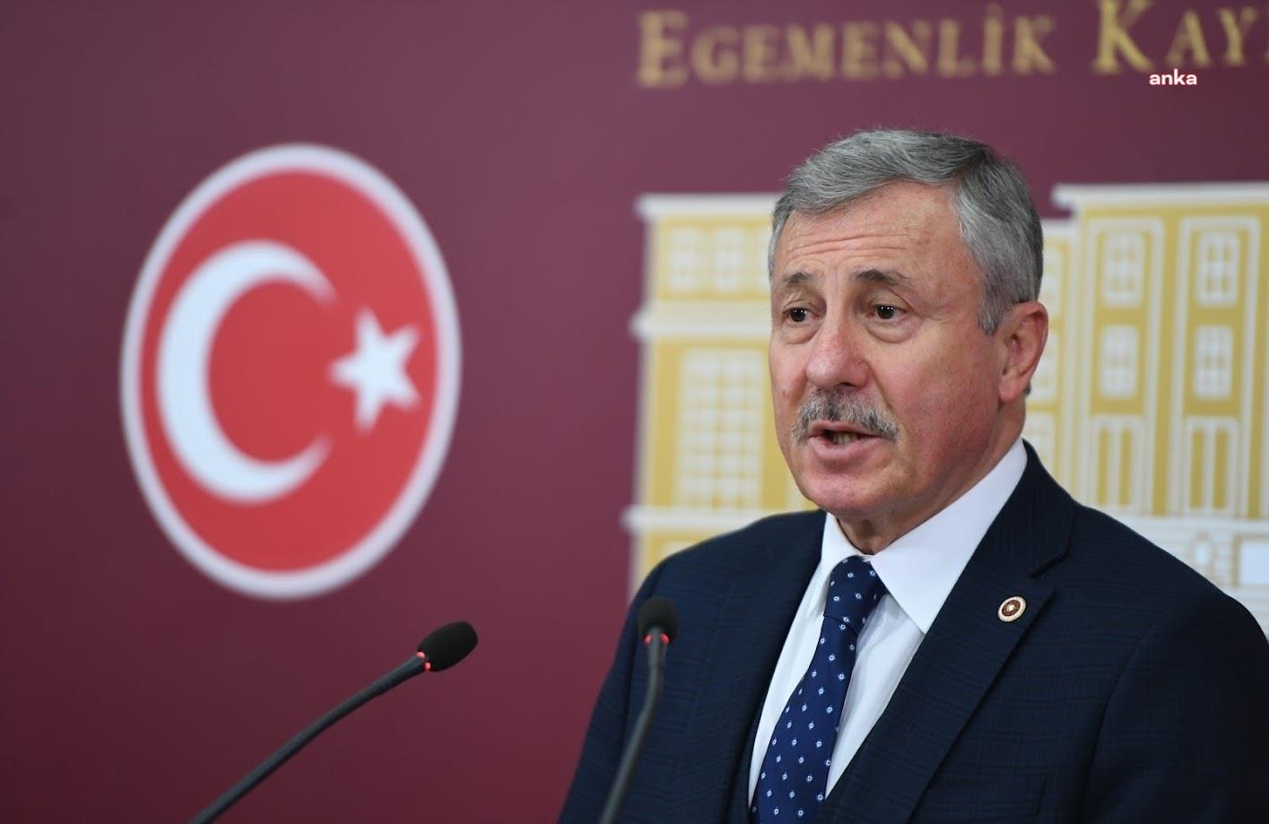 Selçuk Özdağ: Yoksulluk sınırının altındaki maaşlar akademiyi tehdit ediyor