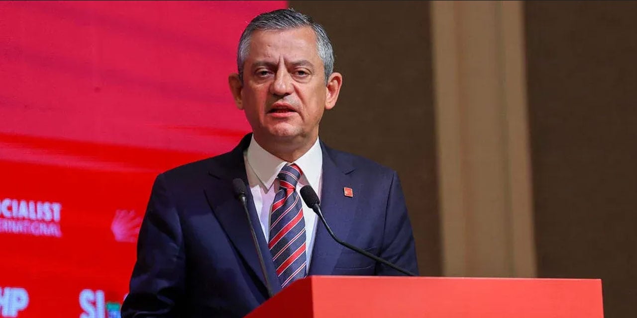 Özgür Özel’den Sosyalist Enternasyonal kapanış konuşması: ‘İstanbul iradesi gasp edilmiş bir şehir’