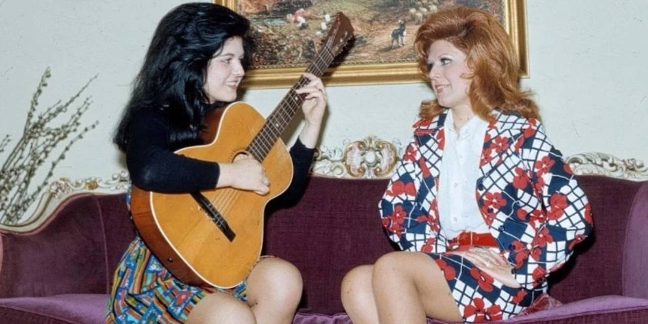 Gülden Karaböcek çocukken aile içi istismara maruz kaldığını açıkladı: "11 yaşımdan beri beni taciz etti eniştem"