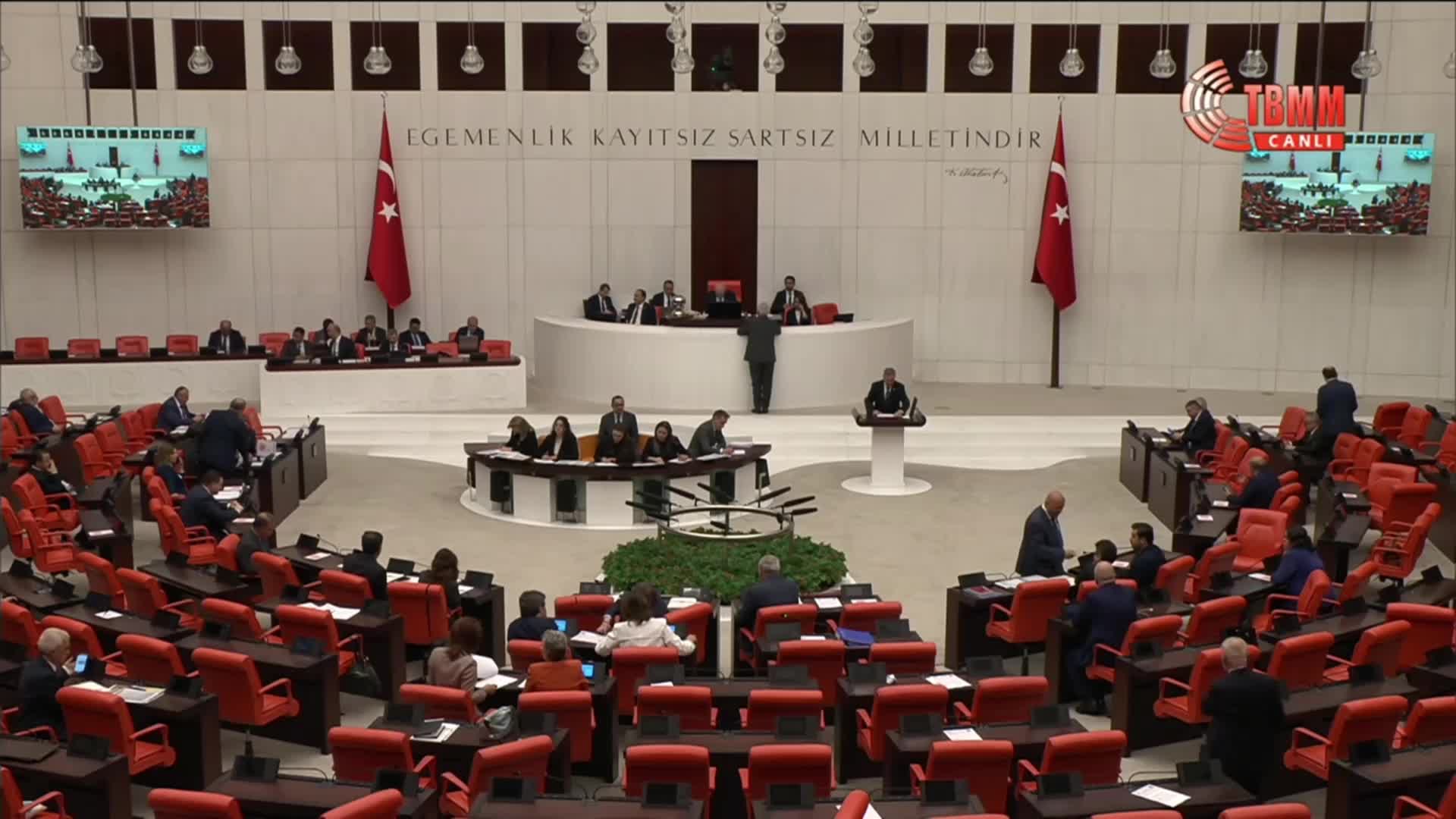 DEM Partili Cupolo: Diyanet'in yapabileceği en güzel şey bütçesini ara zam için asgari ücretlilere hibe etmesidir