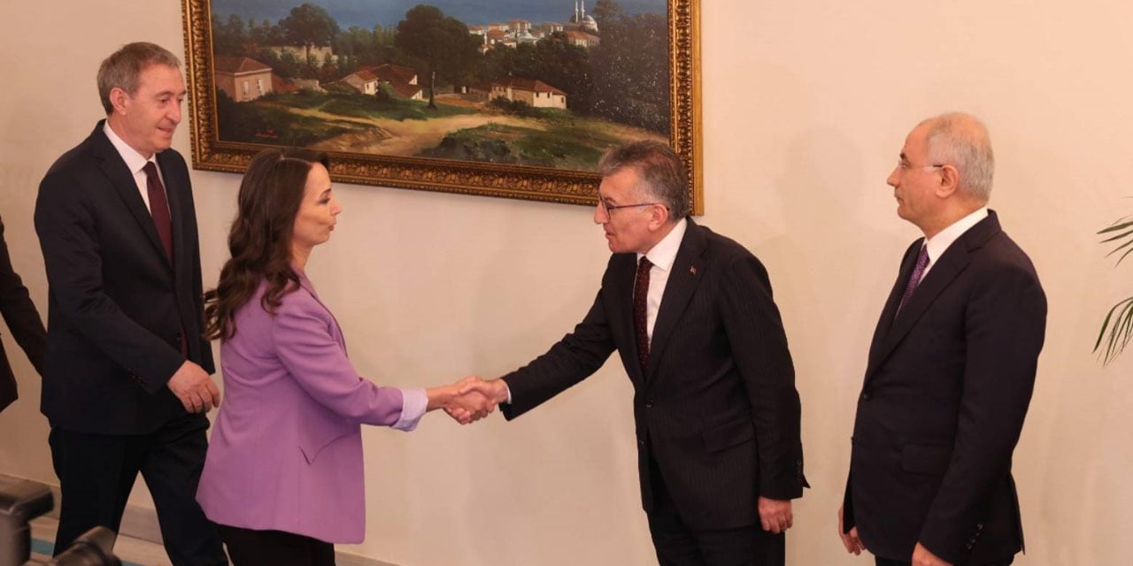 DEM Parti'den AKP'ye ziyaret: Masada iki kritik konu var