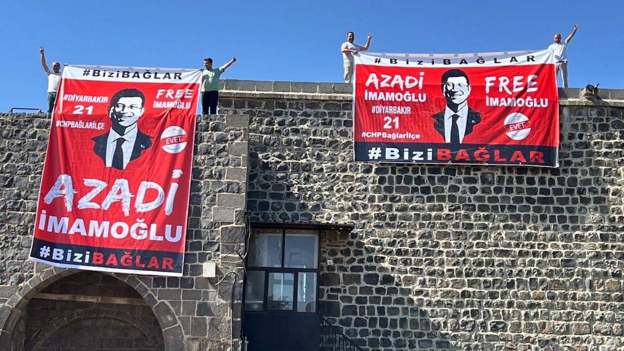 Diyarbakır surlarına “Azadî İmamoğlu” pankartı: 4 kişi gözaltına alındı