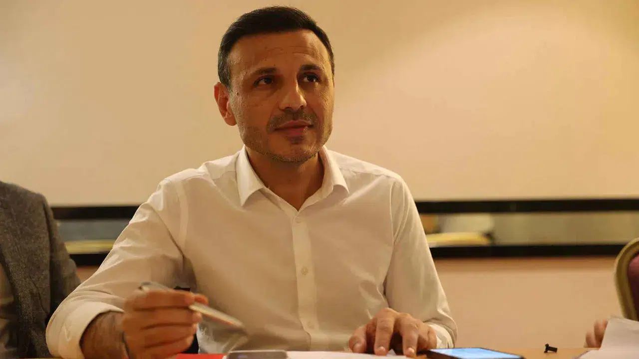 CHP İstanbul örgütü acil toplandı, Çelik açıklama yaptı: Muhalefetsiz siyaset hayal ediyorlar