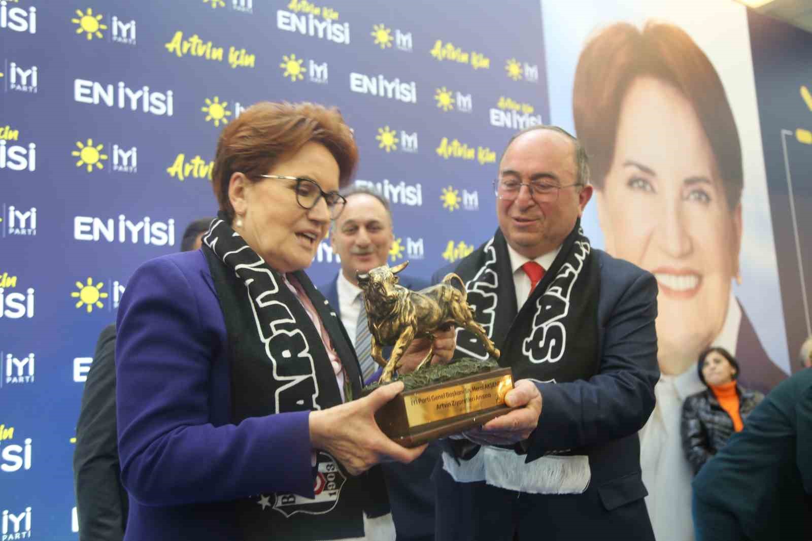 Meral Akşener'den Erdoğan'a emekliye zam yap çağrısı: 6 günün var yapmıyorsan ben emekli oylarına talibim