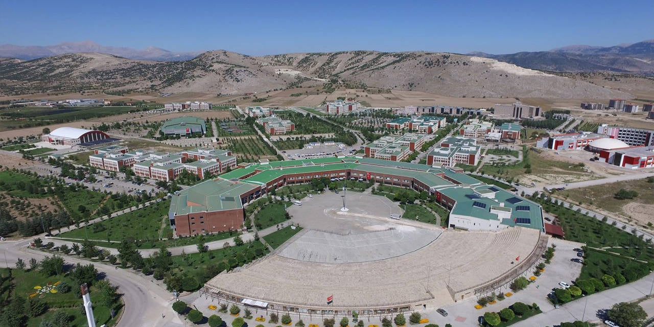 Ülkü Ocakları Birim Başkanı'ndan Isparta Öğrenci Dayanışması'na tehdit!