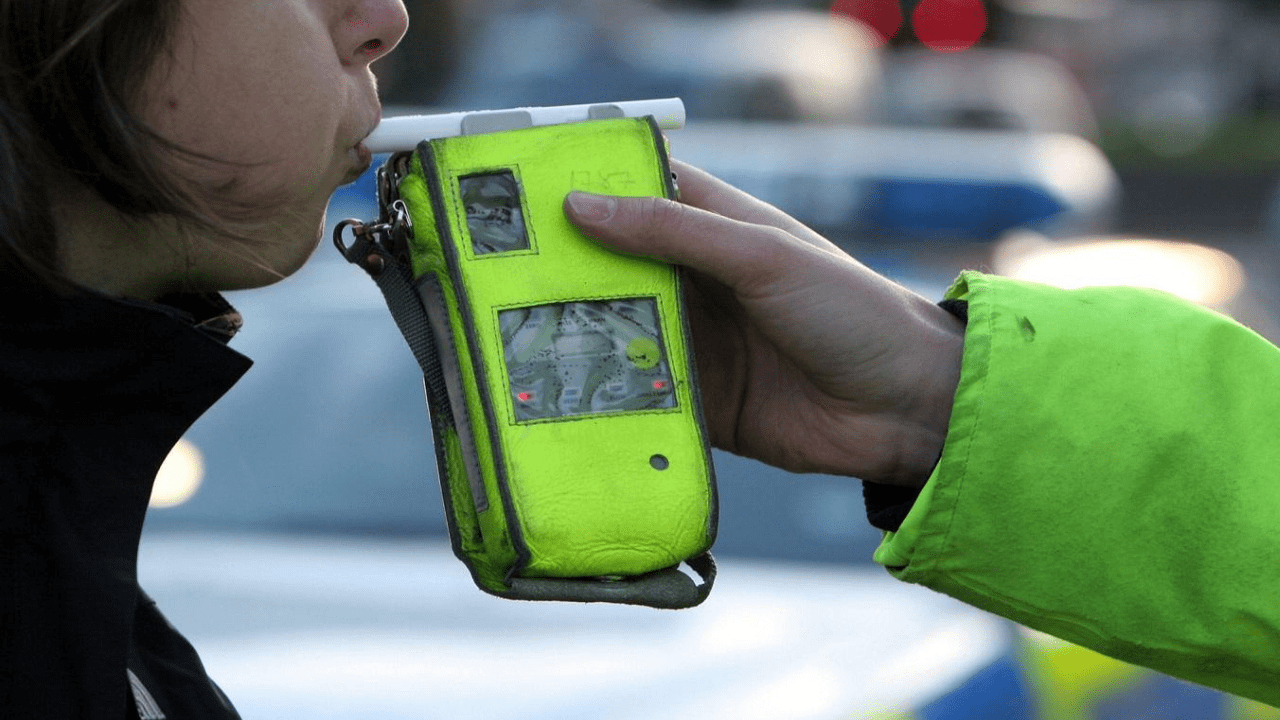 Anayasa Mahkemesi'nden alkometreyi üflemeyen sürücüyle ilgili karar