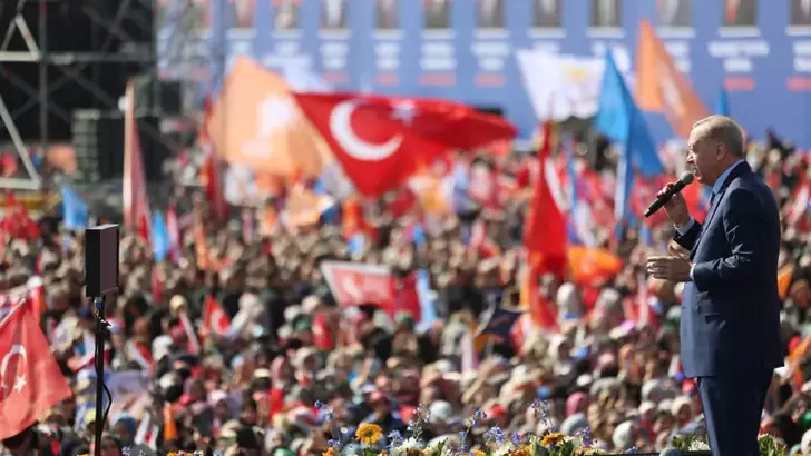 Erdoğan, dün gerçekleştirilen İstanbul mitinginin ardından hedef değiştirdi
