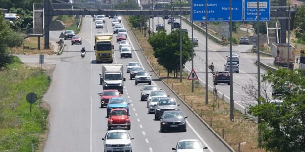 Herkesin bildiği fotoğraf karesi: İstanbul’a dönüş başladı
