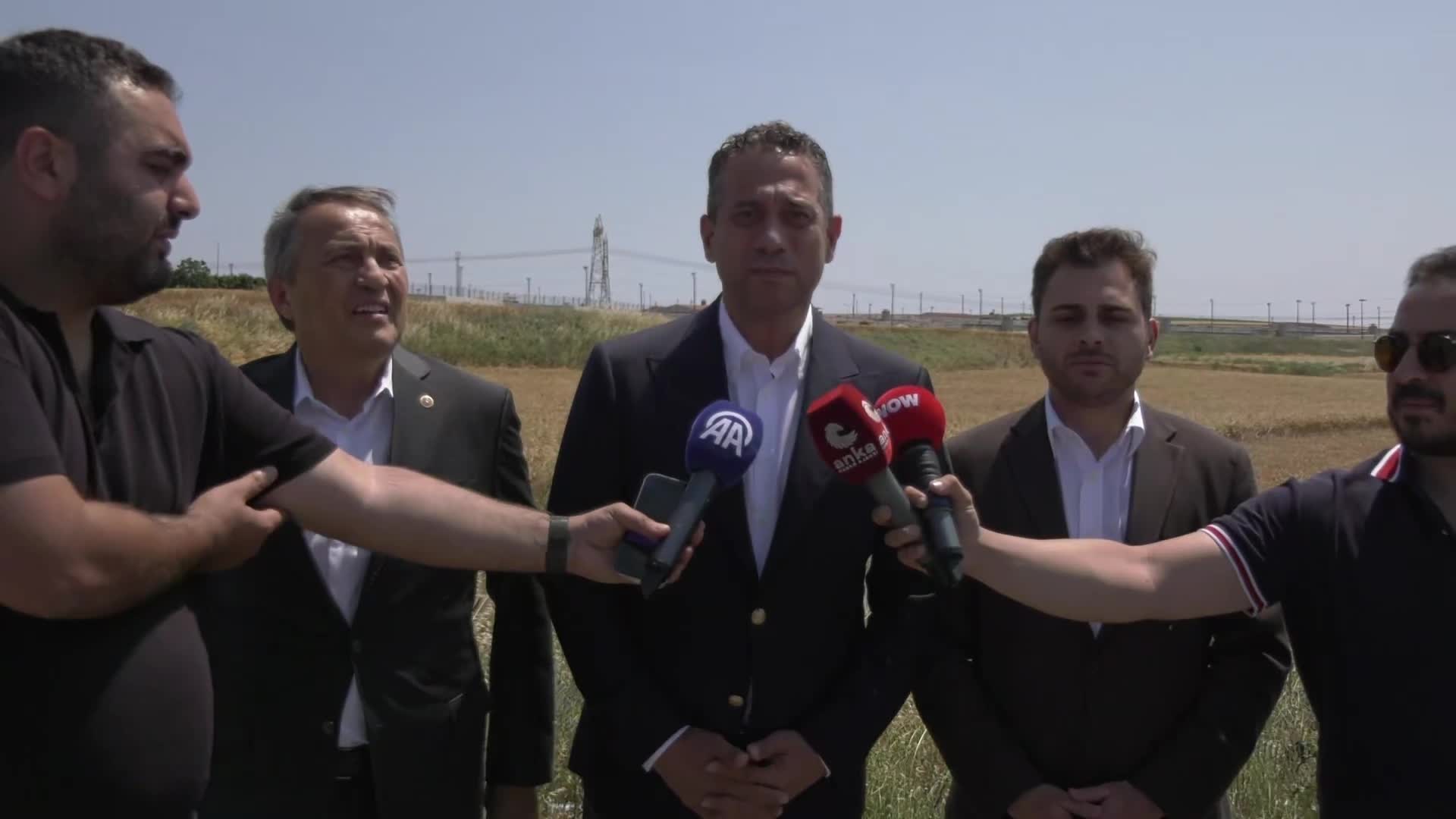 CHP heyetinden İmamoğlu ve belediye başkanlarına ziyaret: Geri adım atmayacağız