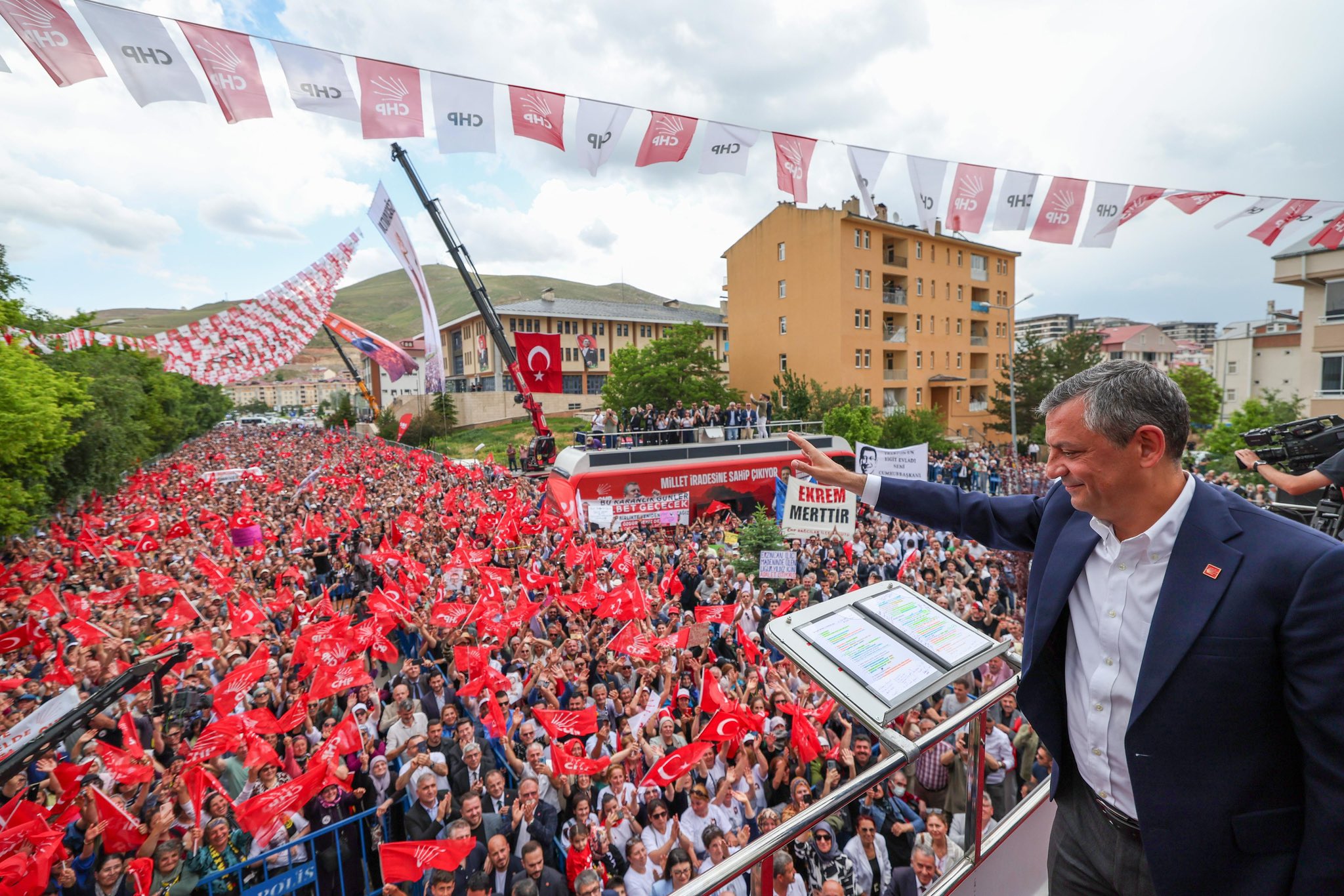 CHP 14 yıl sonra Bayburt'ta: İmamoğlu'na özgürlük talebi yükseliyor