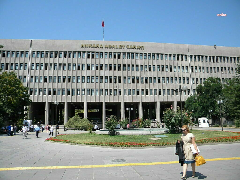Ankara'da FETÖ operasyonu: 10 gözaltı kararı