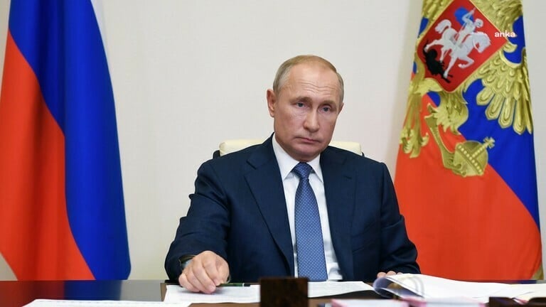 Putin, İsrail'in İran nükleer santralinde çalışan Rusların güvenliğini "sağlamayı" kabul ettiğini söyledi