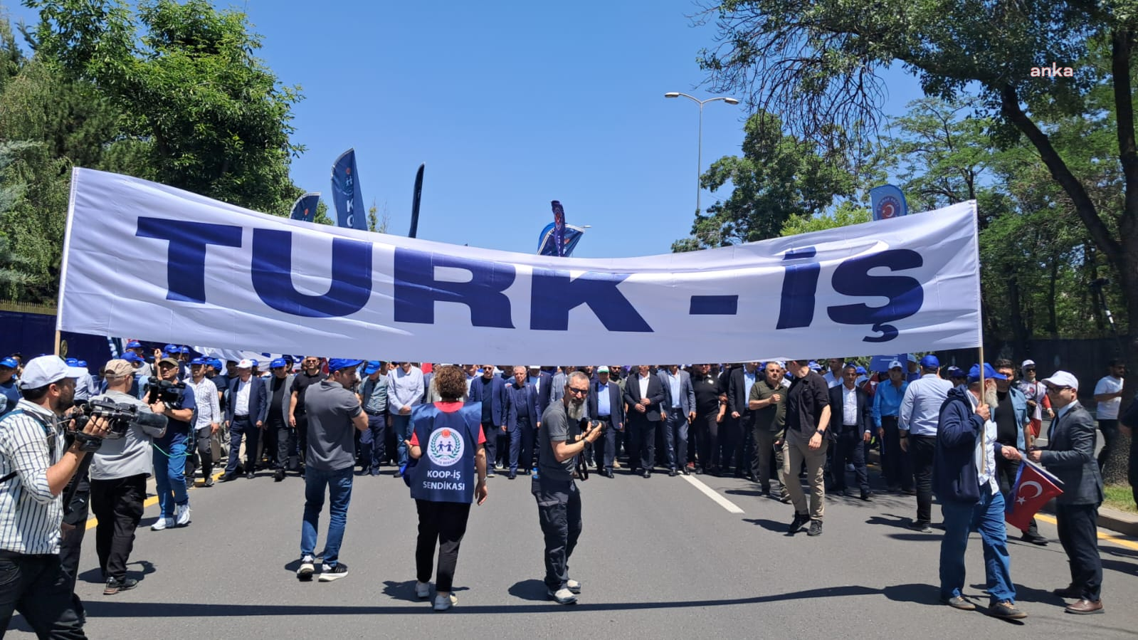 TÜRK-İŞ'ten beş haftalık eylem planı