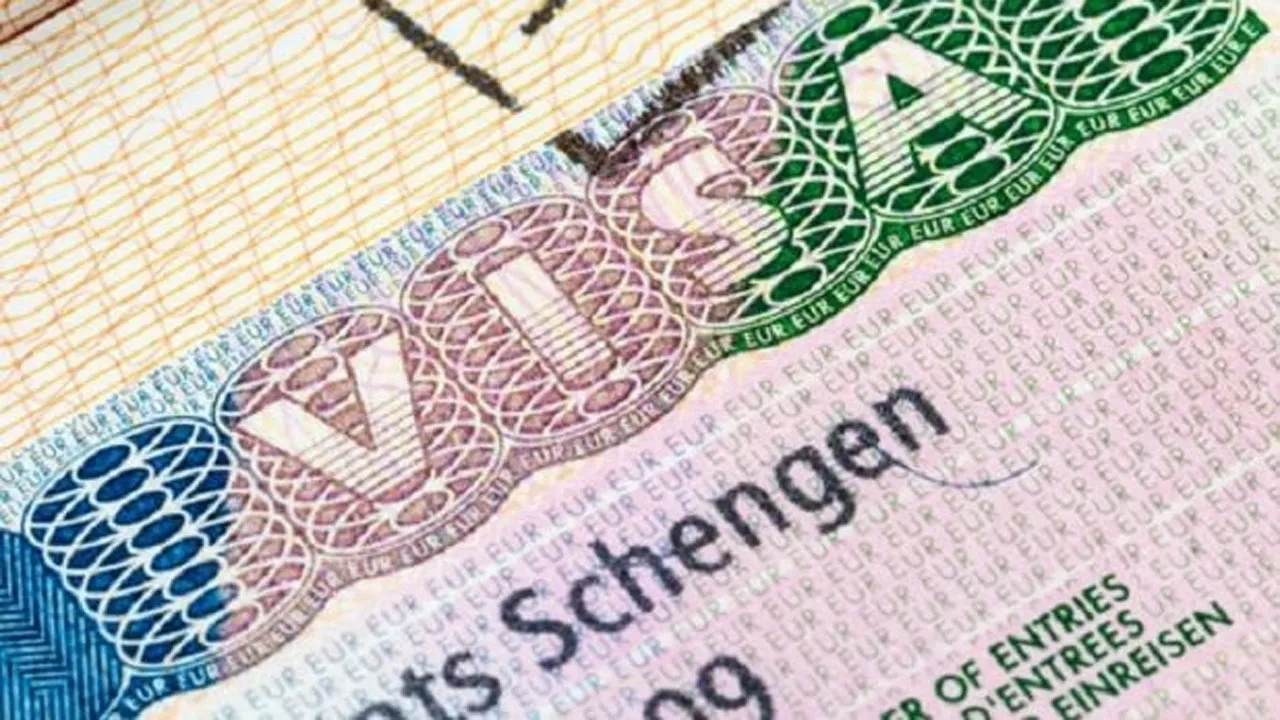 AB'nin Schengen vizesi çilesi: İş dünyası yeni formül için arayışta